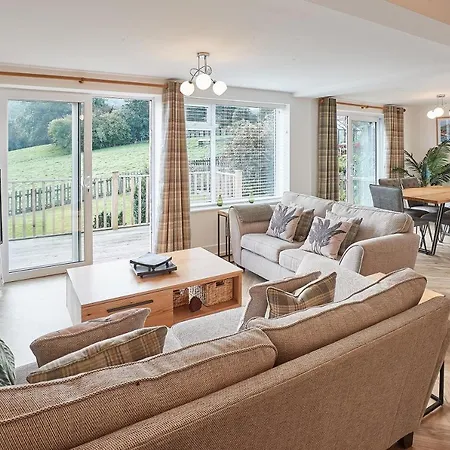 Host & - Fern Lea 度假居